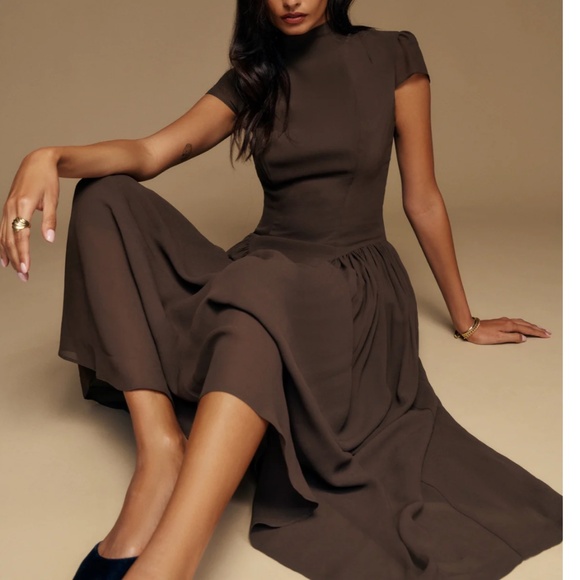 Reformaiton Maven Midi Dress - Mole Cafe Chocolate - Picture 2 of 12